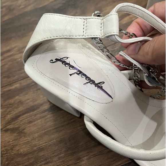 Free People Off White Parker Chain‎ Sandals Sz. 39 NWOB - Picture 8 of 12